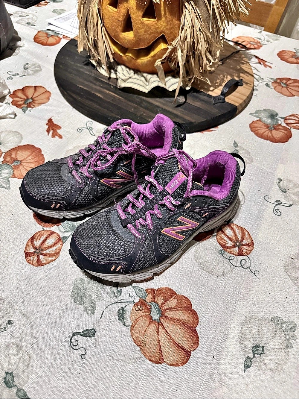 New Balance Women's Athletic Shoes in Black & Purple